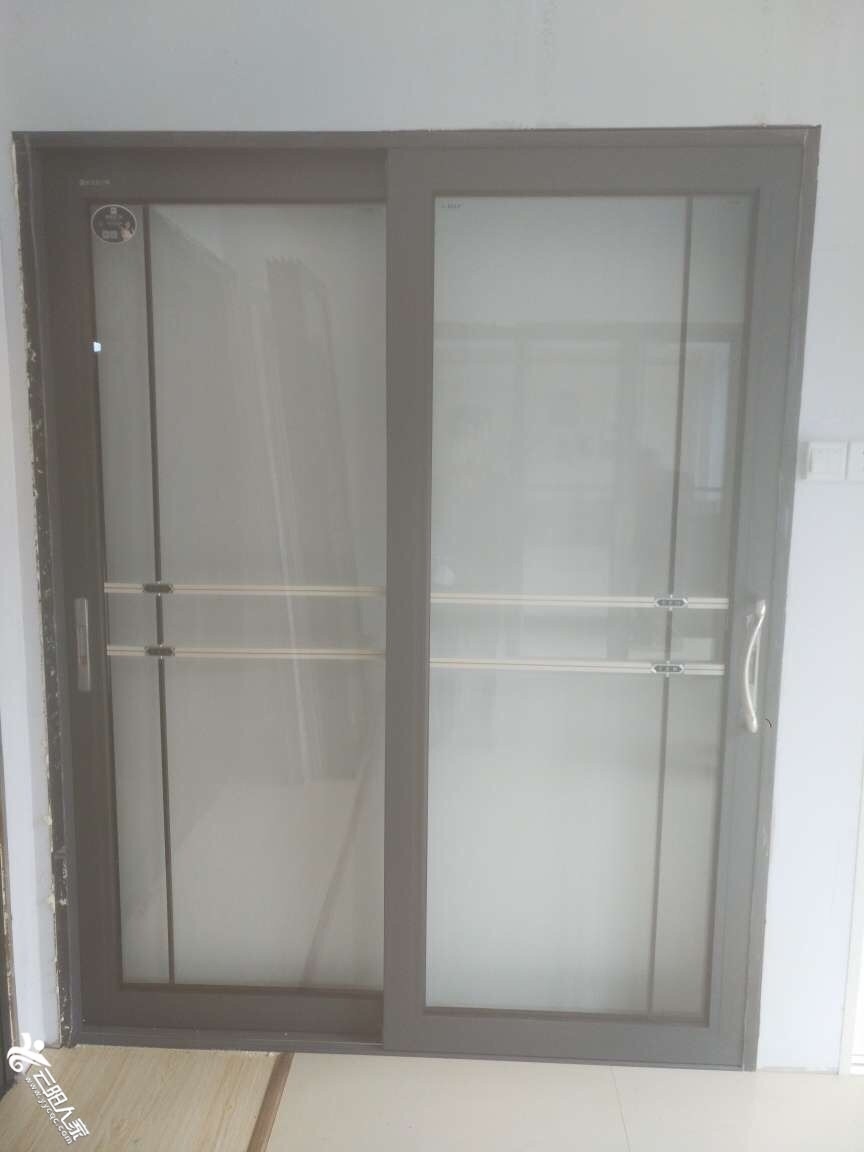 front1_0_Fgsud-TxxRJm3hU5O2Ek5fn59S-8.jpg