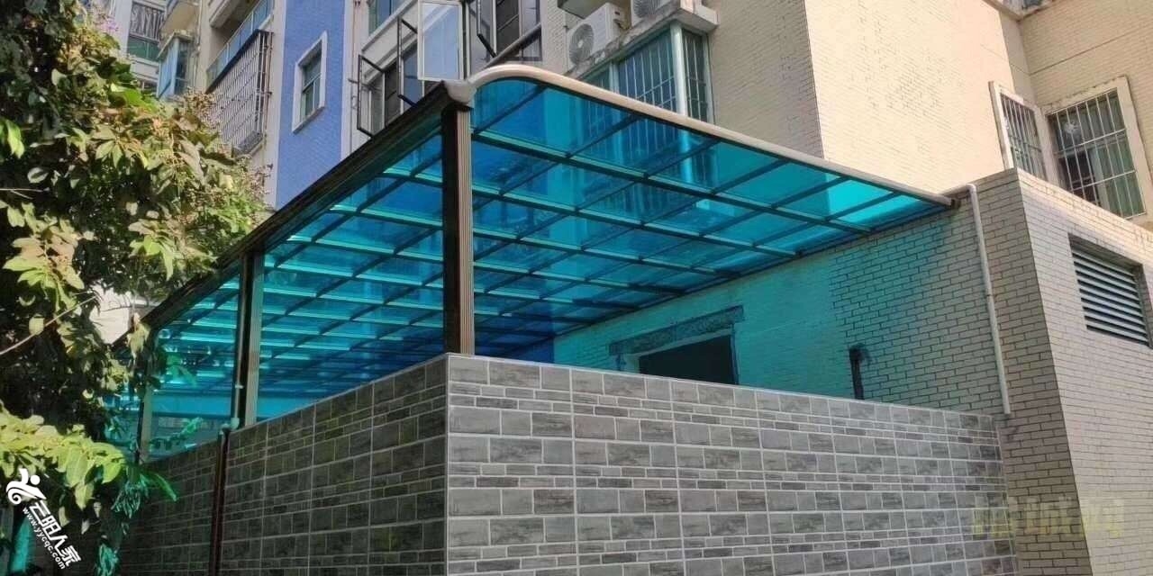 front1_0_FqHdPxyCCmajDxhviFwEj57wJfd8.jpg