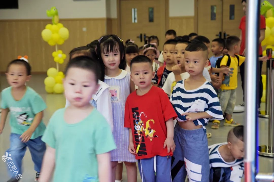 c0a05079c1d3d86e0f54af2b60ffd412.jpg