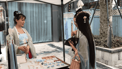 eb004c56beb4dae67b2f57d243a7753b.gif