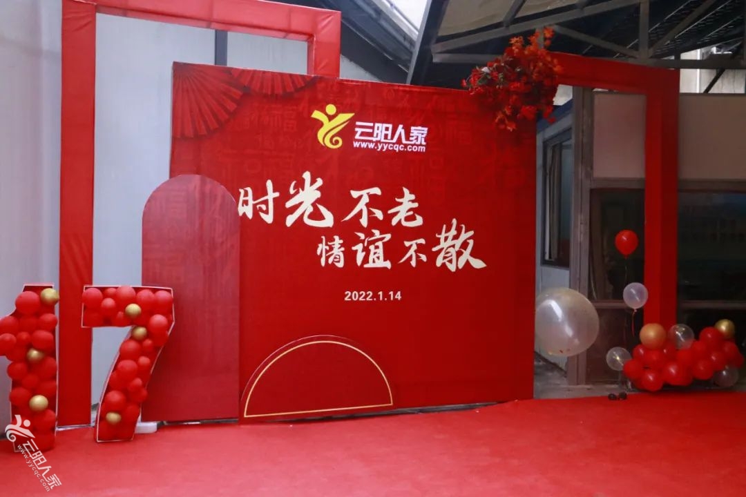 21ab452ac4c062d7d124a43cb763c12c.jpg