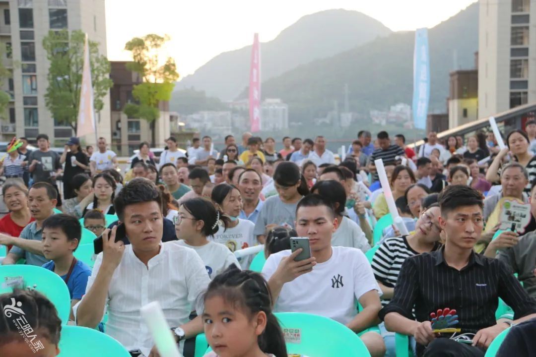 dc6da4d80b6bbcbf750969dedc962297.jpg