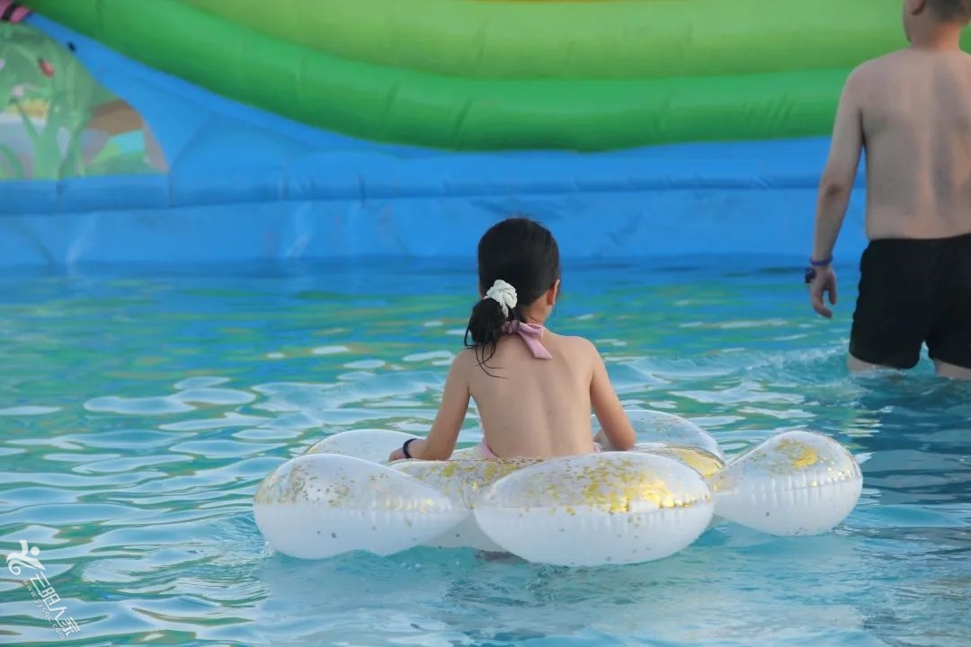 e0a468d3717294ade52f5728f97ea9d4.jpg