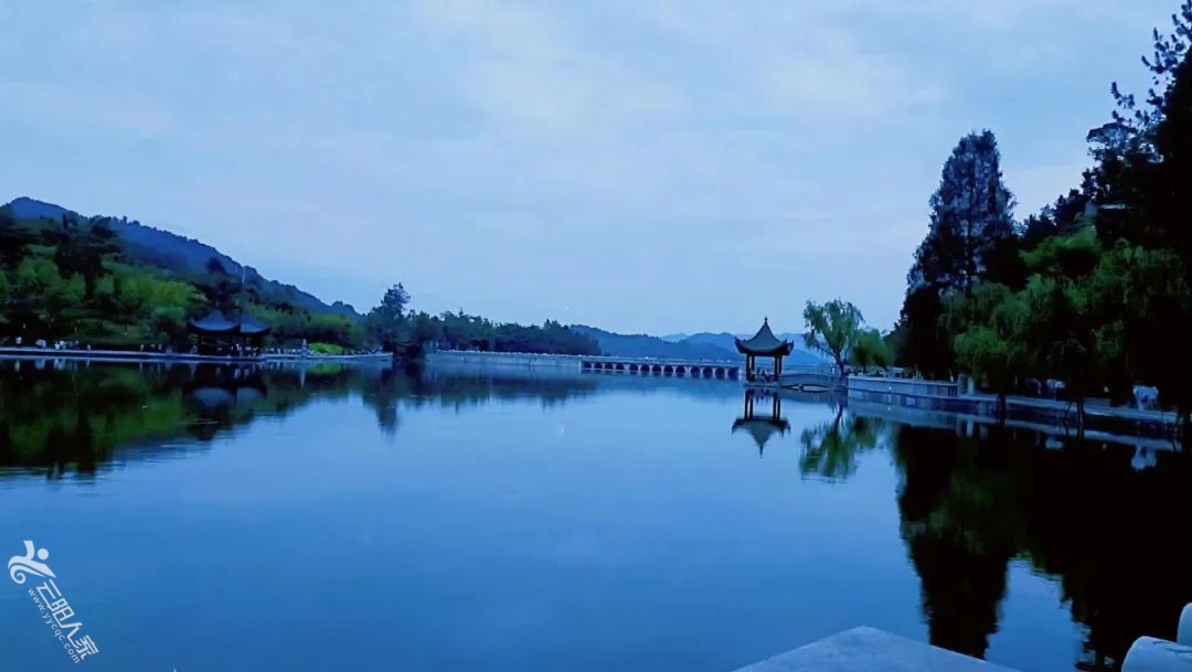 0de0a6d816205cca38db7d8982ccf23f.jpg