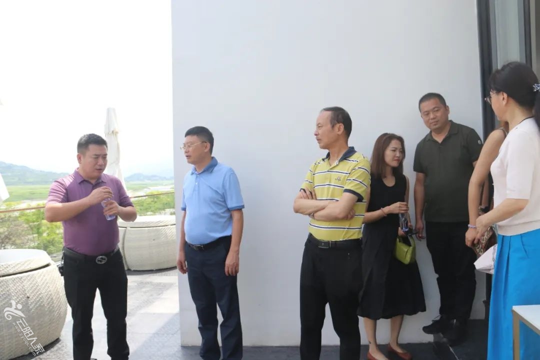 477938ff42a72b685a39b17aab20ca36.jpg