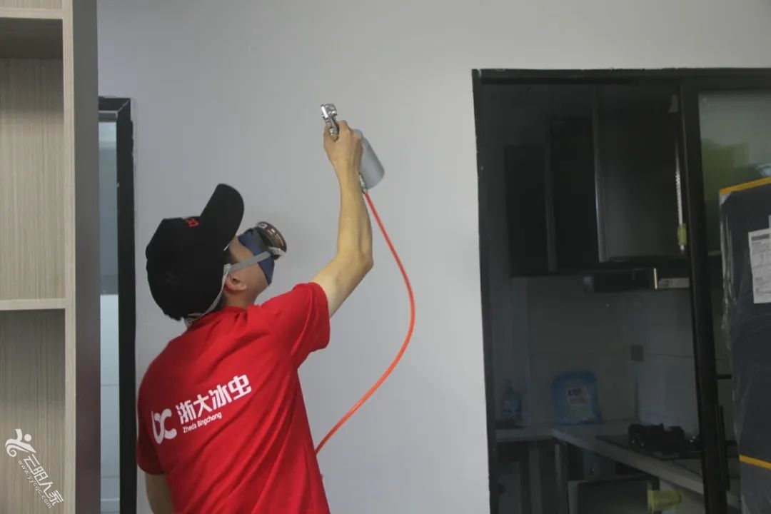 0b825f35e78f3107670b139aaf4a8515.jpg