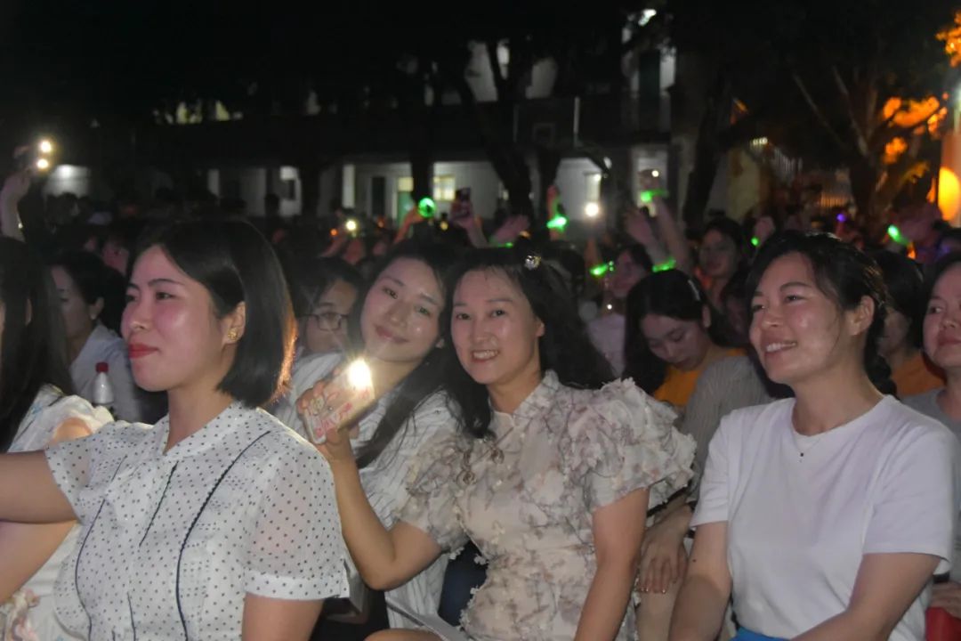 d4091f3ef40fc1403ba5c2c9ef499e57.jpg