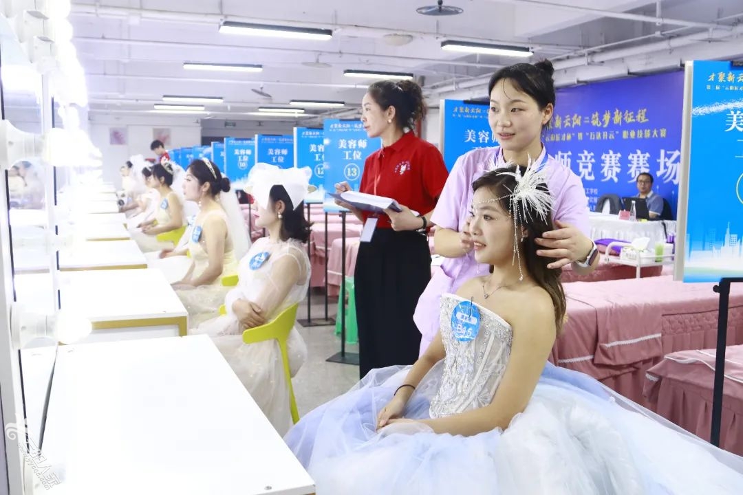 f580f87330cd193c828fad9caf623764.jpg